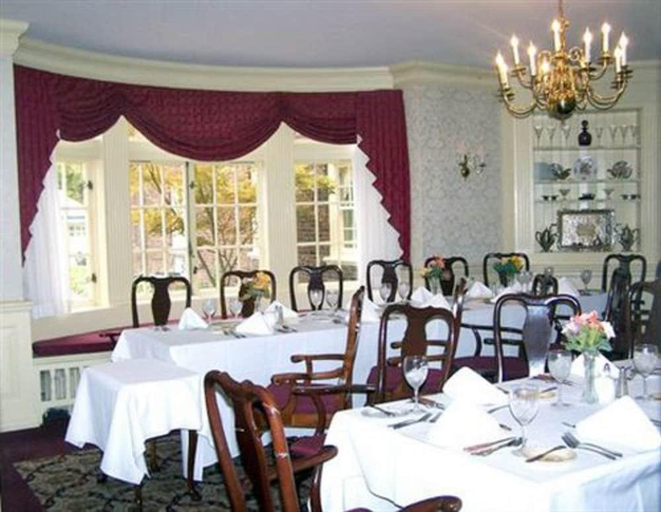 Food & Drinks 4, MONTAGUE INN - BED AND BREAKFAST, Saginaw