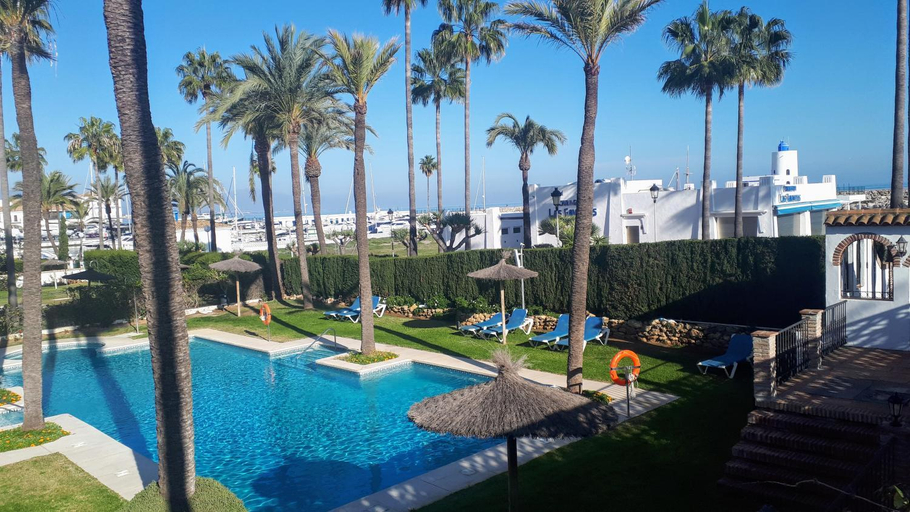 Sport & Beauty, Apartment on the beach, Puerto de La Duquesa, Málaga