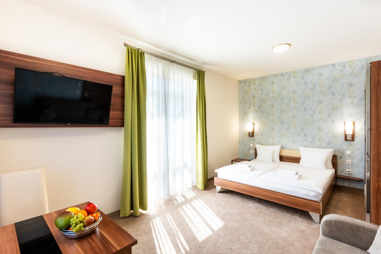 Bedroom 2, Hotel Lajta Park, Mosonmagyaróvár
