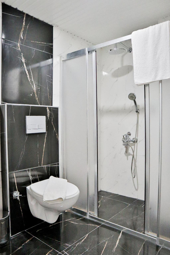 Bathroom 3, Kleopatra Coral Apart Hotel, Alanya