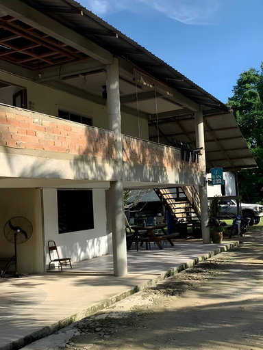 Exterior & Views 2, Mulu Diana Homestay, Marudi