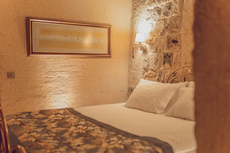 Bedroom 3, Cappadocia Peristyle Cave, Nevşehir