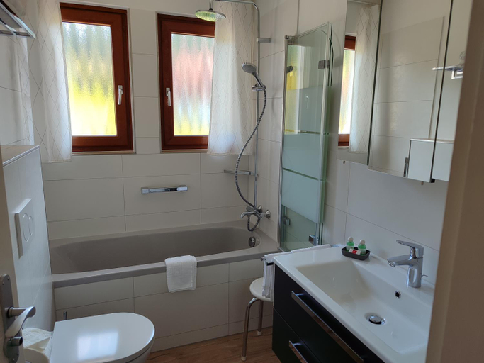 Bathroom 4, Landhaus Mast, Freudenstadt