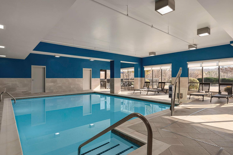 Sport & Beauty 5, Hampton Inn Waynesboro/Stuarts Draft, Augusta