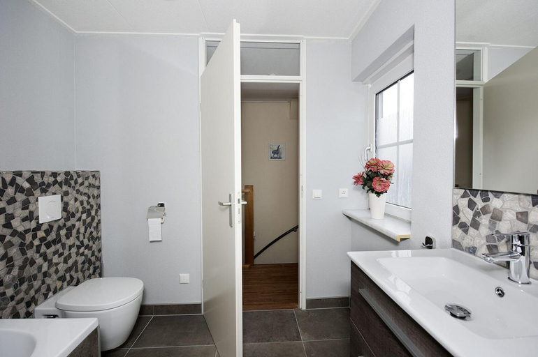 Bathroom 4, Vakantiepark Hellendoorn, Hellendoorn