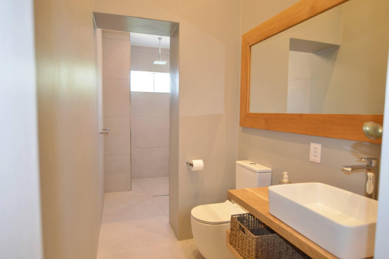 Bathroom 4, Beach Tower House Luxury Beachfront Villa, West Coast
