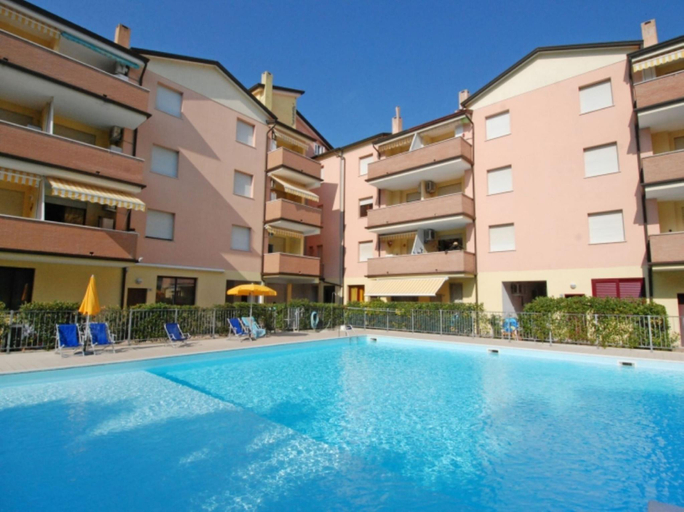 Exterior & Views 2, Apartment With Pool Near the Beach, Rovigo