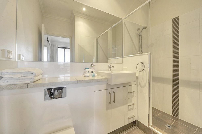 Bathroom 2, Dolphin Quay Apartments., Mandurah