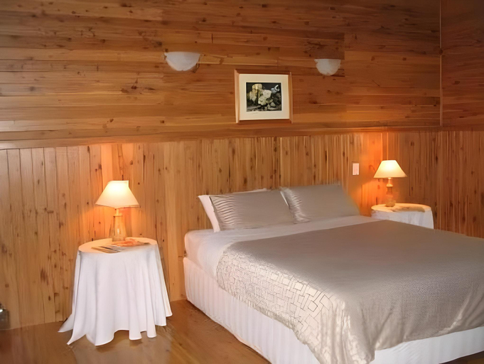 Bedroom, North Lodge Cottages, Singleton