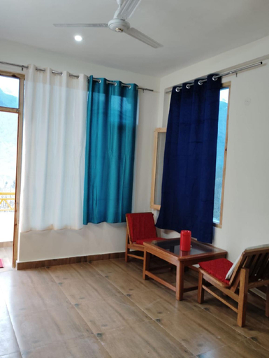 Bedroom 3, The Kailasha Homestay, Kullu