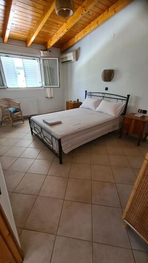 Others 4, Greece - holidays & long stays - 2 Vilas, Central Greece