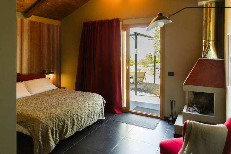 Bedroom 3, PODERE DELL'ETNA SEGRETA - Essential Nature Hotel, Catania