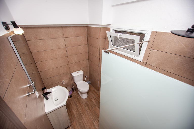 Bathroom 2, Villa Paschalis, Central Macedonia