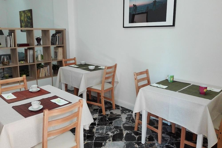 Others 5, B&B La Primula, Napoli