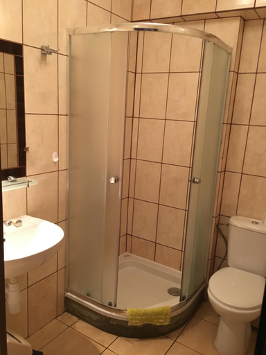 Bathroom, Gosciniec Kukle, Sejny