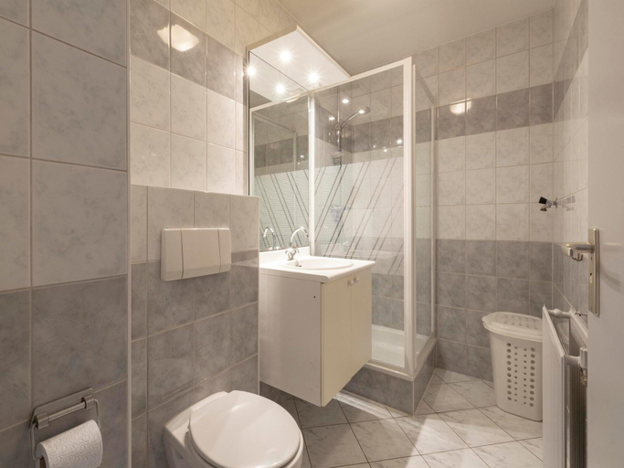 Bathroom, Cozy Stay Near Dunes, Den Helder