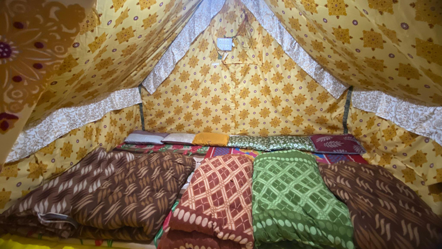 Bedroom 2, Kedar Bhairav Camp, Rudraprayag