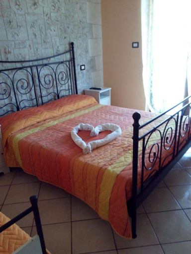 Bedroom 2, Pasquale a Mare, Salerno