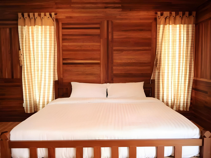 Bedroom 2, Viranya Resort, Muang Buri Ram