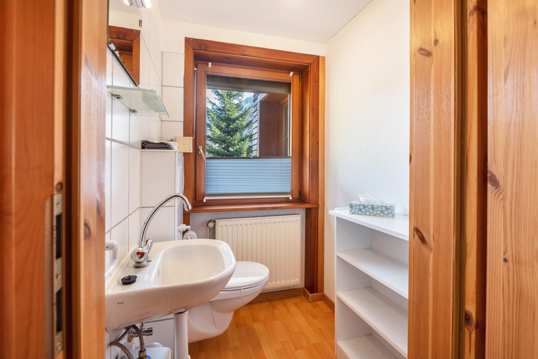 Bathroom 3, Haus Maria, Lörrach