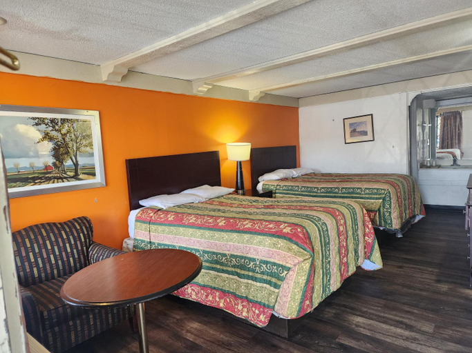 Bedroom 3, Sunrise inn, Cecil