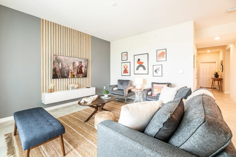 3, Chic 2bed Condo at Storey Lake Mickey Room, Osceola