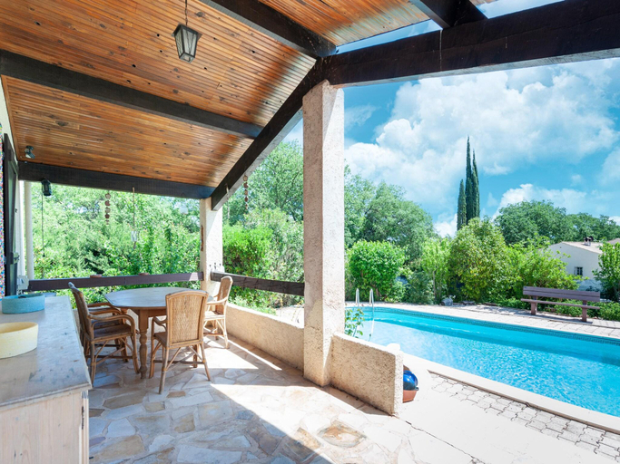 Sport & Beauty, Villa in Taradeau near Vineyards Beaches, Var