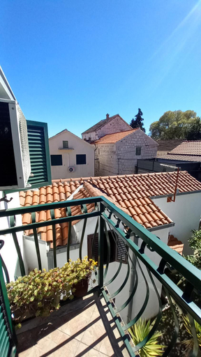 Others 4, Apartments Donda, Split
