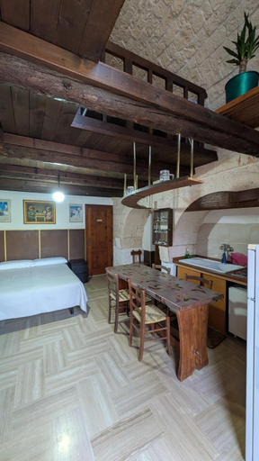 Bedroom, Trullo Malvisco, Bari