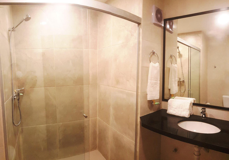 Bathroom 5, Apart Hotel Premium Suites, Andrés Ibáñez
