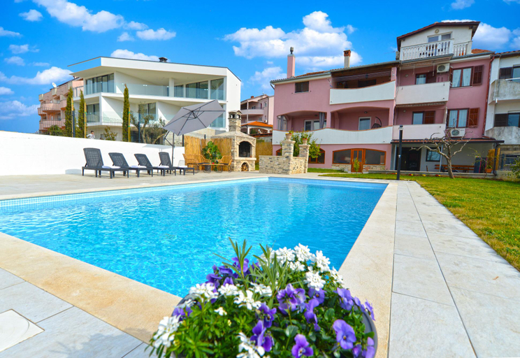 Sport & Beauty 2, Apartments Violete 742, Pula