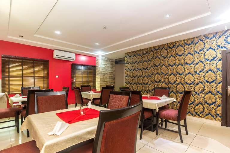 Restaurant, Royal Terrace Hotel & Towers, Oshodi/Isolo
