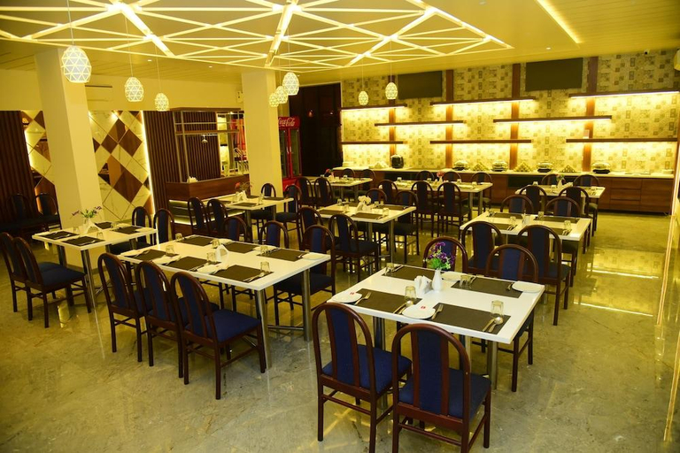 Food & Drinks 3, Lion Lords Inn-Rajula, Amreli