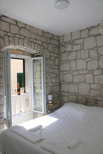 Bedroom 2, Stone House Srida, Baška Voda