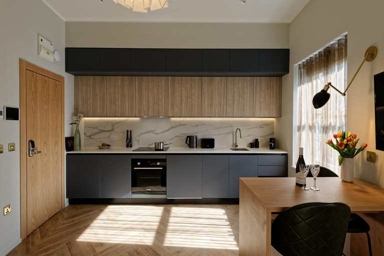 Facilities 3, South Kensington Studios by DMONTRIO, London