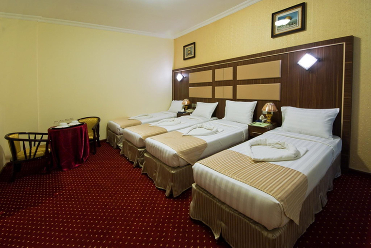 Bedroom 2, Diyar Al Nakheel Hotel, Al Madinah Al Munawwarah