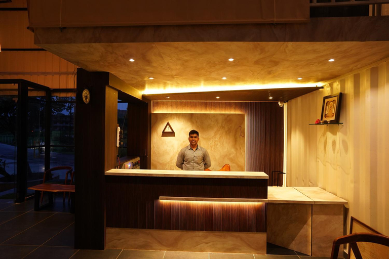 Public Area 3, The Boat Club, Raigarh