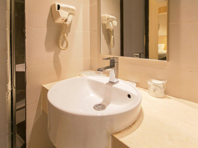 Bathroom 3, City Comfort Inn Wuhan Int Expo Cent Maying Metro, Wuhan