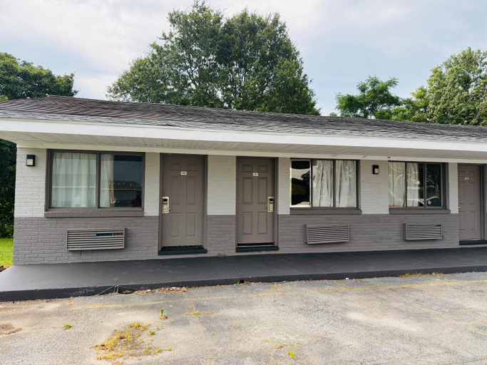 Exterior & Views 4, SUN AND SAND MOTEL, Spartanburg