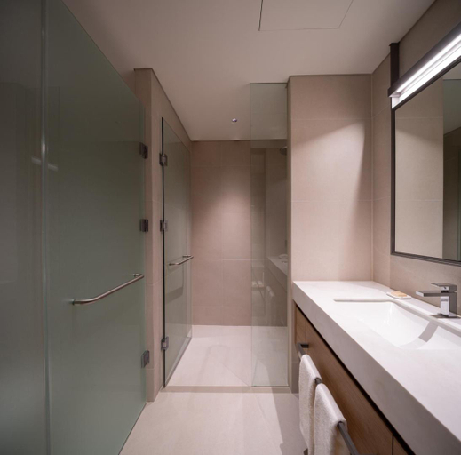 Bathroom 5, Enford Hotel, Cheongwon