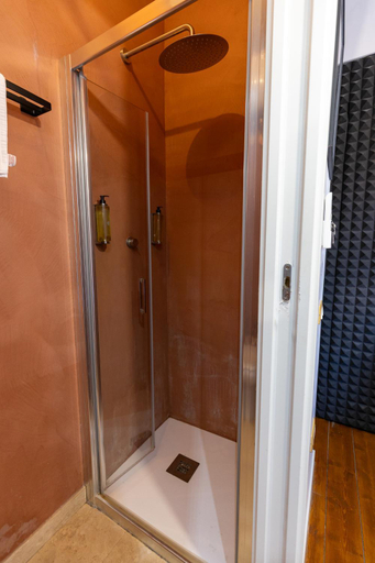 Others 5, MyTinyHome Festina Lente, Rome