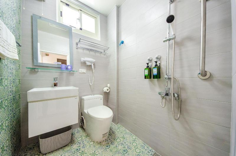 Bathroom 4, Chi's House B&B, Taitung