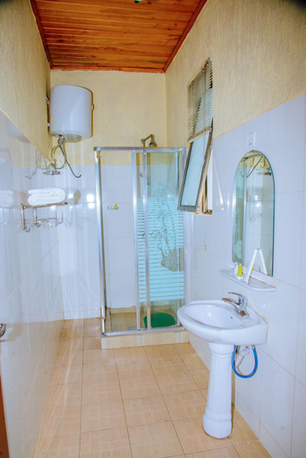 Bathroom 4, Kigali Diplomat Hotel, Gasabo
