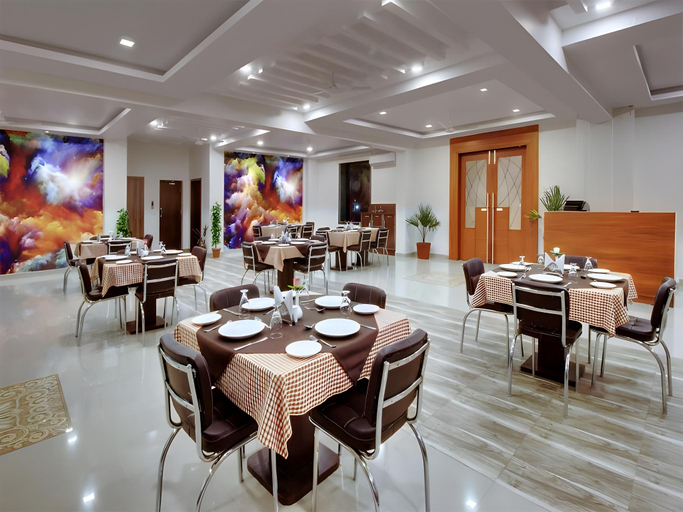 Food & Drinks, The Elegance Resort Chittorgarh, Chittaurgarh