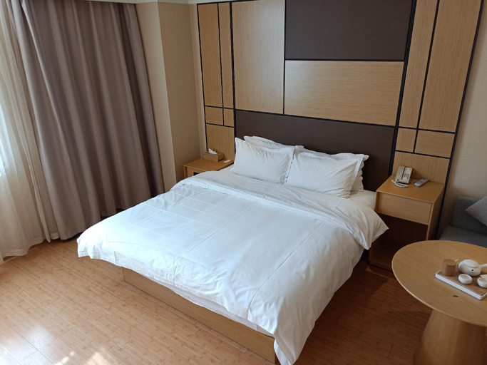 Bedroom 2, Ji Hotel Xining Haihu New District, Xining
