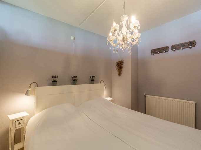 Bedroom 3, Strandslag 193 charming apartment for 4-person, Den Helder
