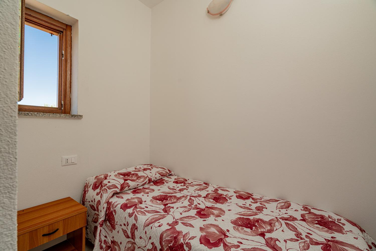 Bedroom 2, Residence Li Menduli, Nuoro