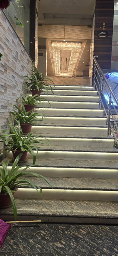 Others 5, Luxe Vitassta, Lucknow