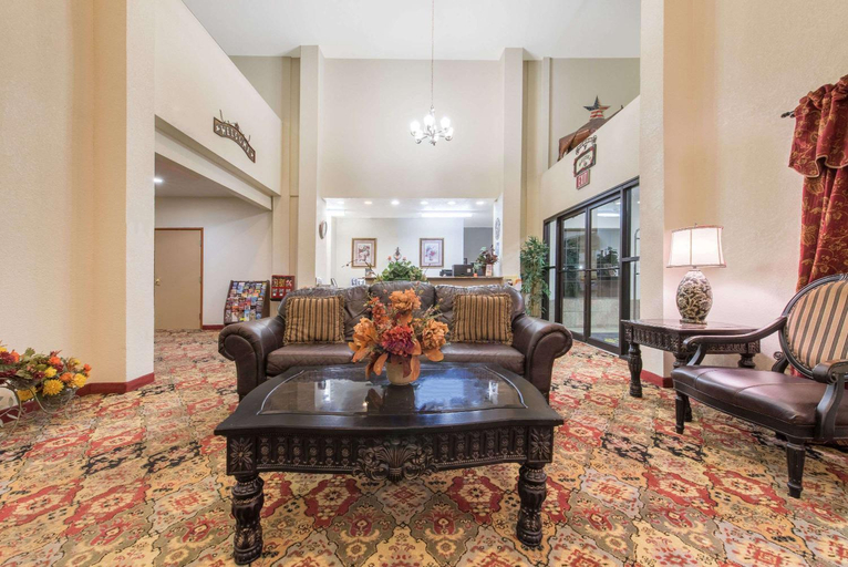 Public Area 2, Super 8 by Wyndham Abilene South, Taylor