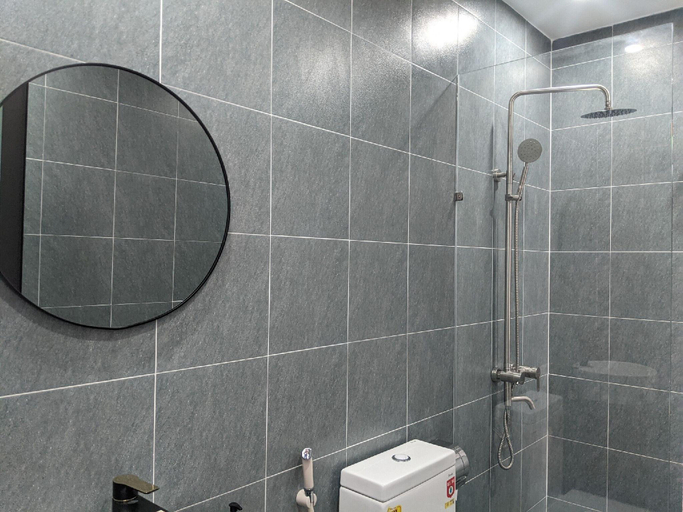 Bathroom 4, Tuan Ninh Hotel 2, Côn Đảo